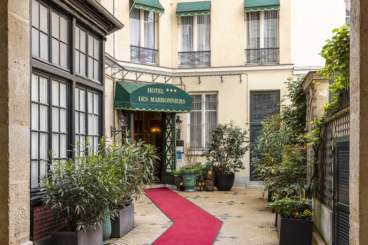 _16A0177 hotel des maronniers bd